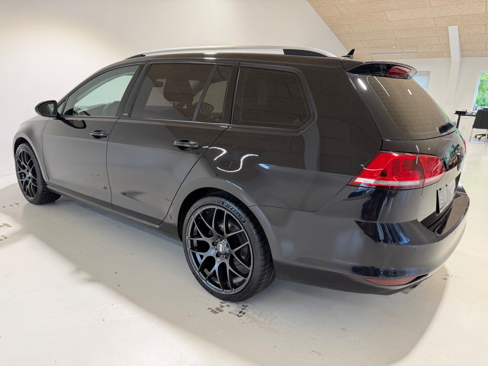 Sort VW Golf VII fra 2017