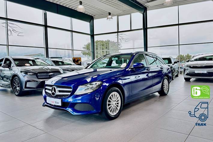 Blå Mercedes C220 d fra 2016