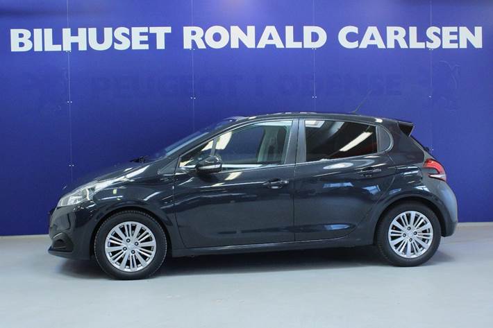 Sort Peugeot 208 fra 2018