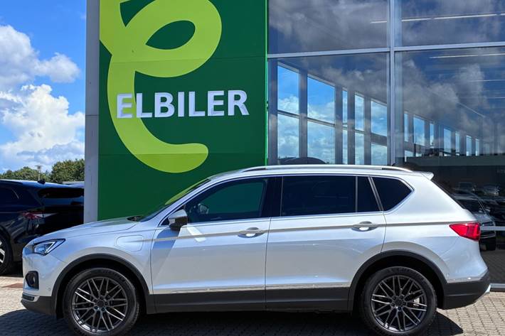 Sølv Seat Tarraco fra 2021