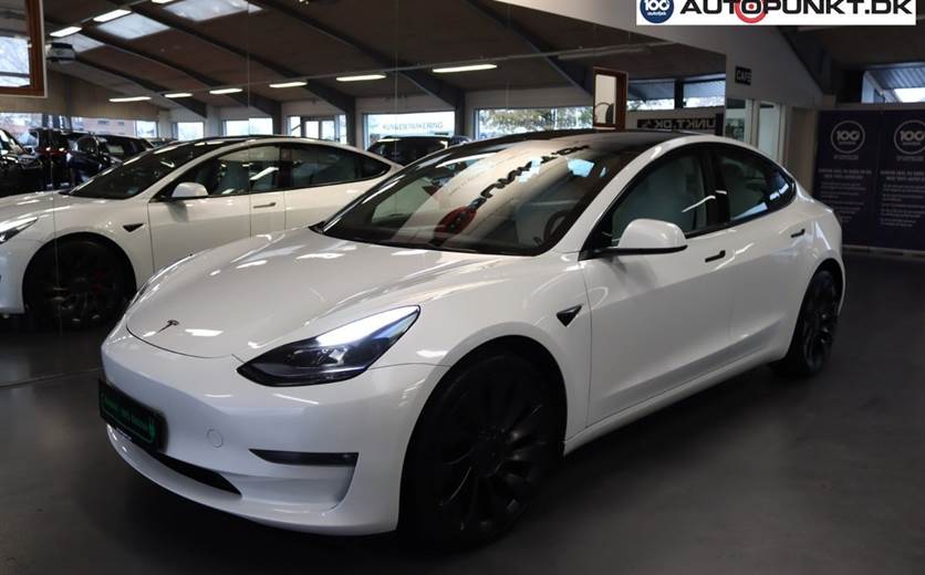 Tesla Model 3 Performance AWD