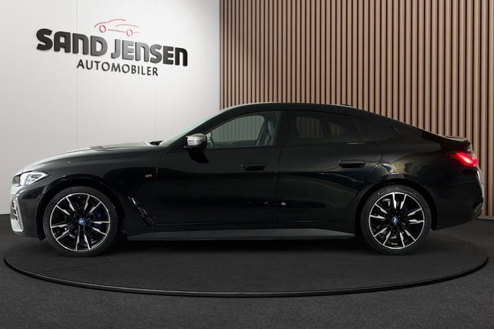 Sort BMW i4 fra 2024