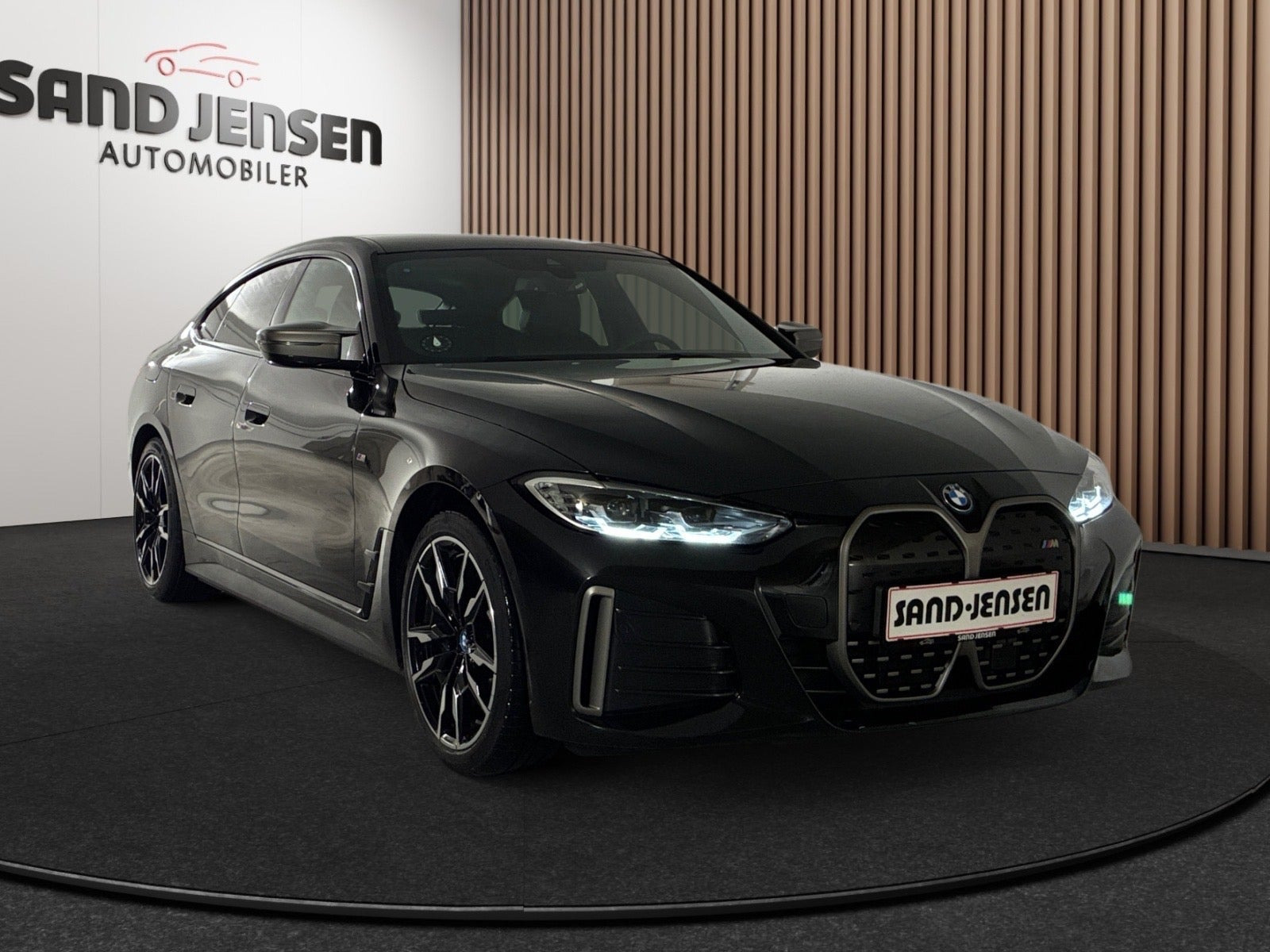 Sort BMW i4 fra 2024
