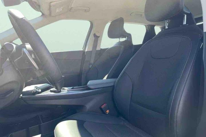 Hvid Kia EV6 fra 2023