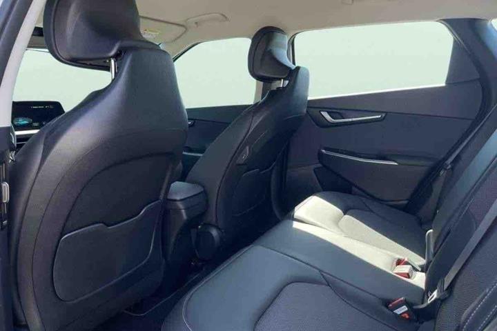 Hvid Kia EV6 fra 2023