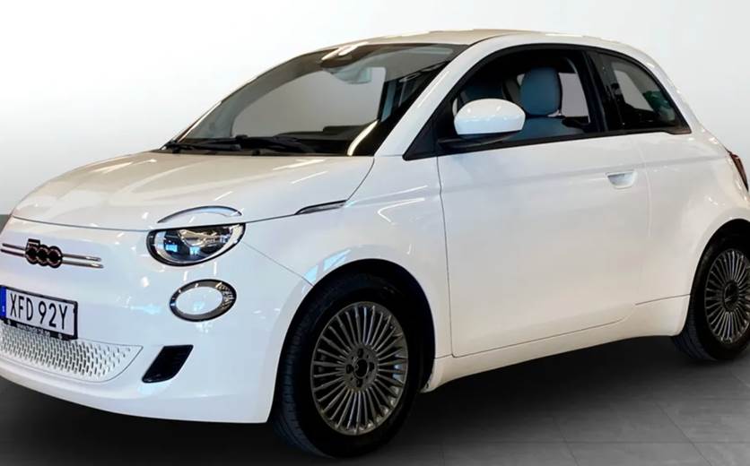 Fiat 500e 42 Icon Cabrio