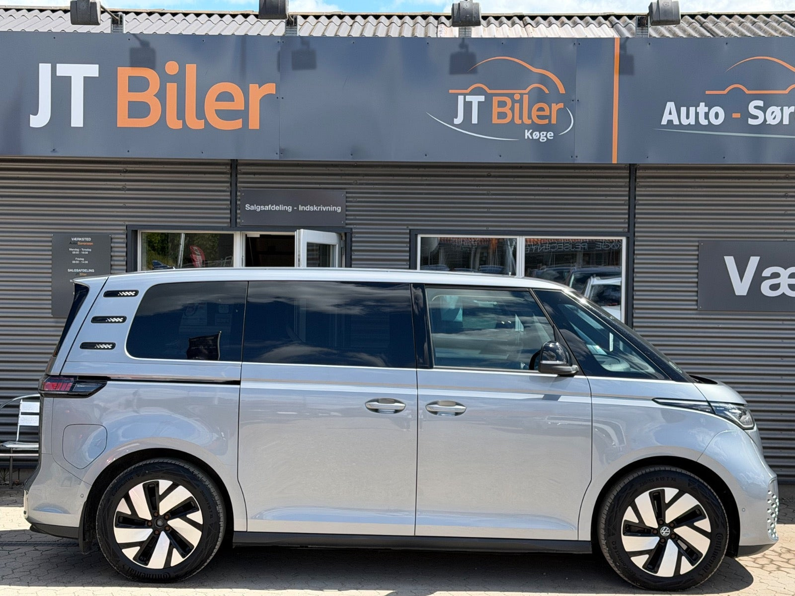 Sølv VW ID.Buzz fra 2023