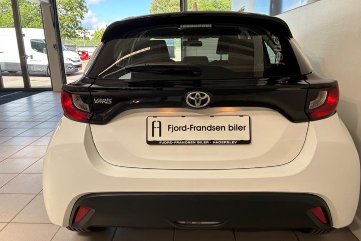 undefined Toyota Yaris fra 2021