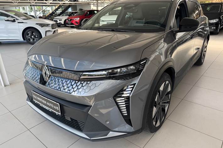 Grå Renault Scenic E-Tech fra 2024
