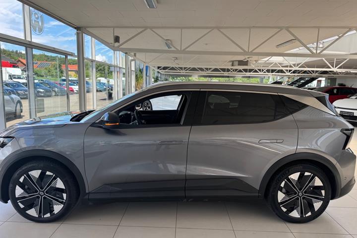 Grå Renault Scenic E-Tech fra 2024
