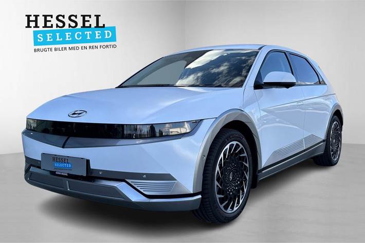 Hvid Hyundai Ioniq 5 fra 2024 set udefra