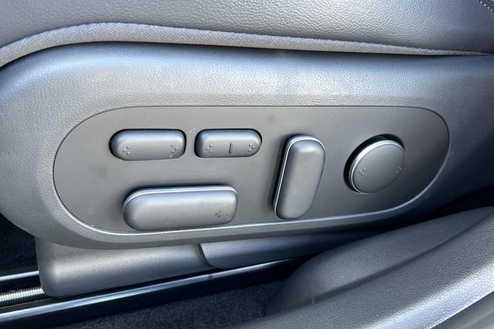 Hvid Hyundai Ioniq 5 fra 2024