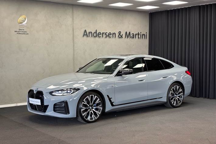 Grå BMW i4 fra 2022