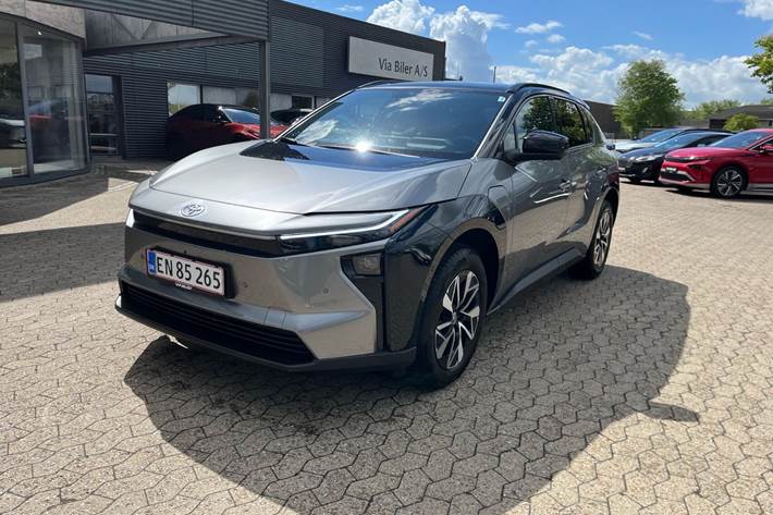 undefined Toyota BZ4X fra 2026