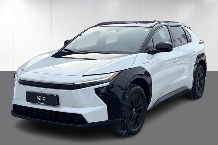 Hvid Toyota BZ4X fra 2026