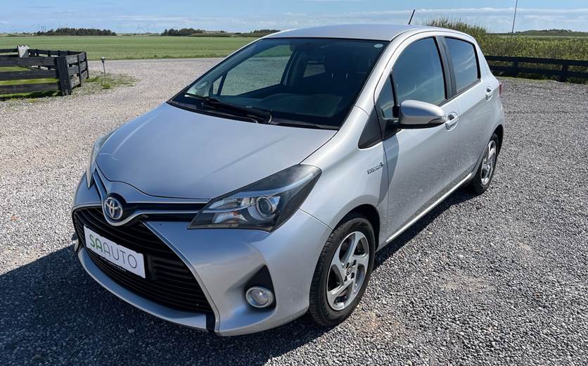 Toyota Yaris 1,5 Hybrid H2 Premium E-CVT 100HK 5d Trinl. Gear