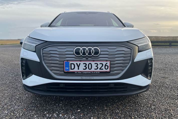 Hvid Audi Q4 fra 2024