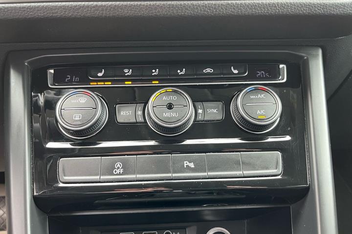 undefined VW Touran fra 2018