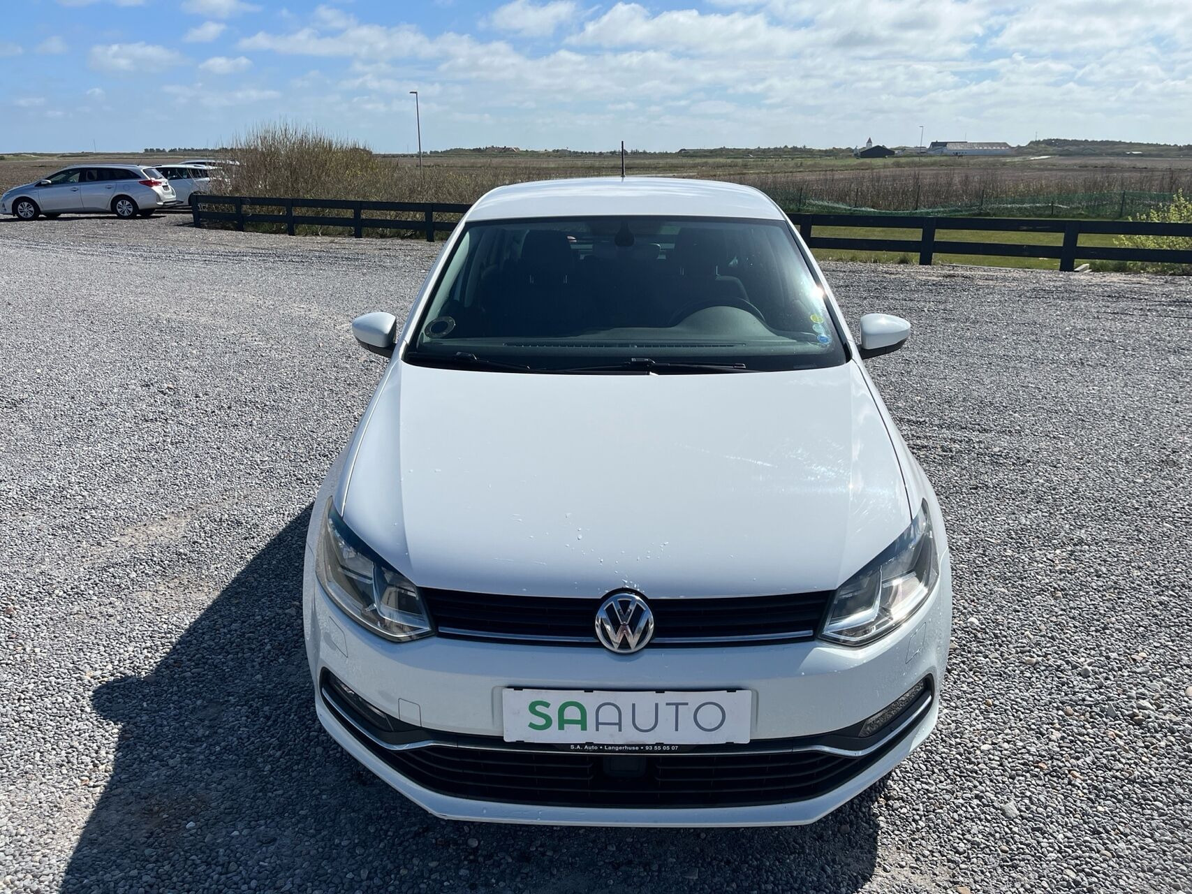 Hvid VW Polo fra 2015