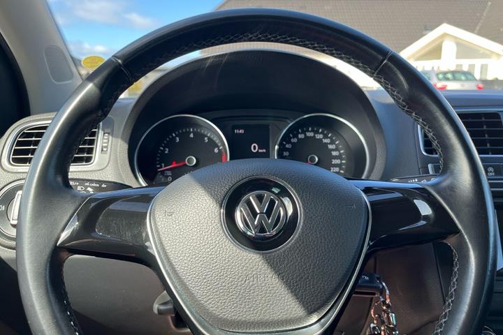 Hvid VW Polo fra 2015