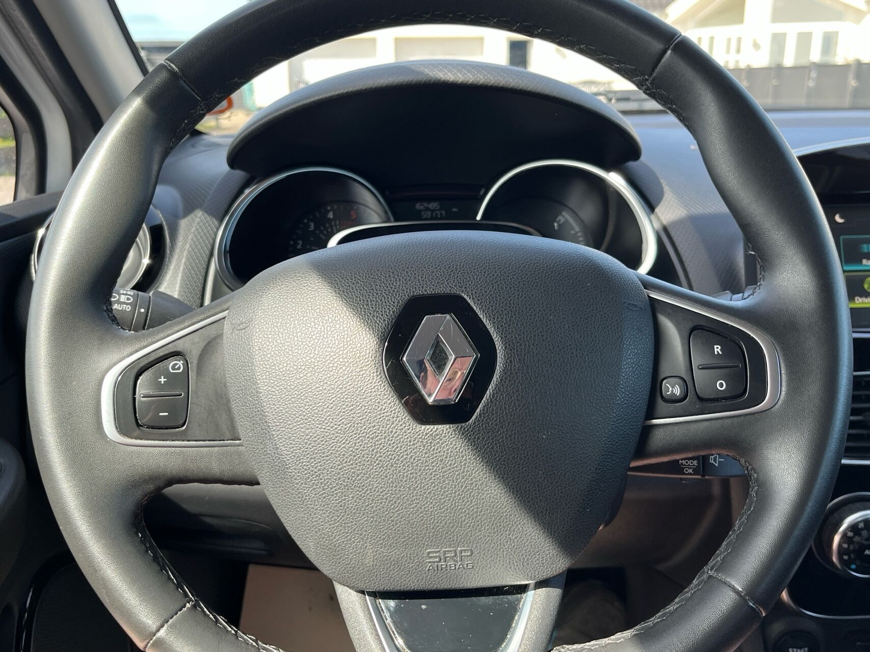 Hvid Renault Clio fra 2019