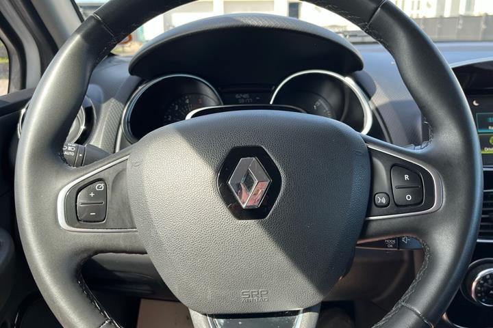 Hvid Renault Clio fra 2019