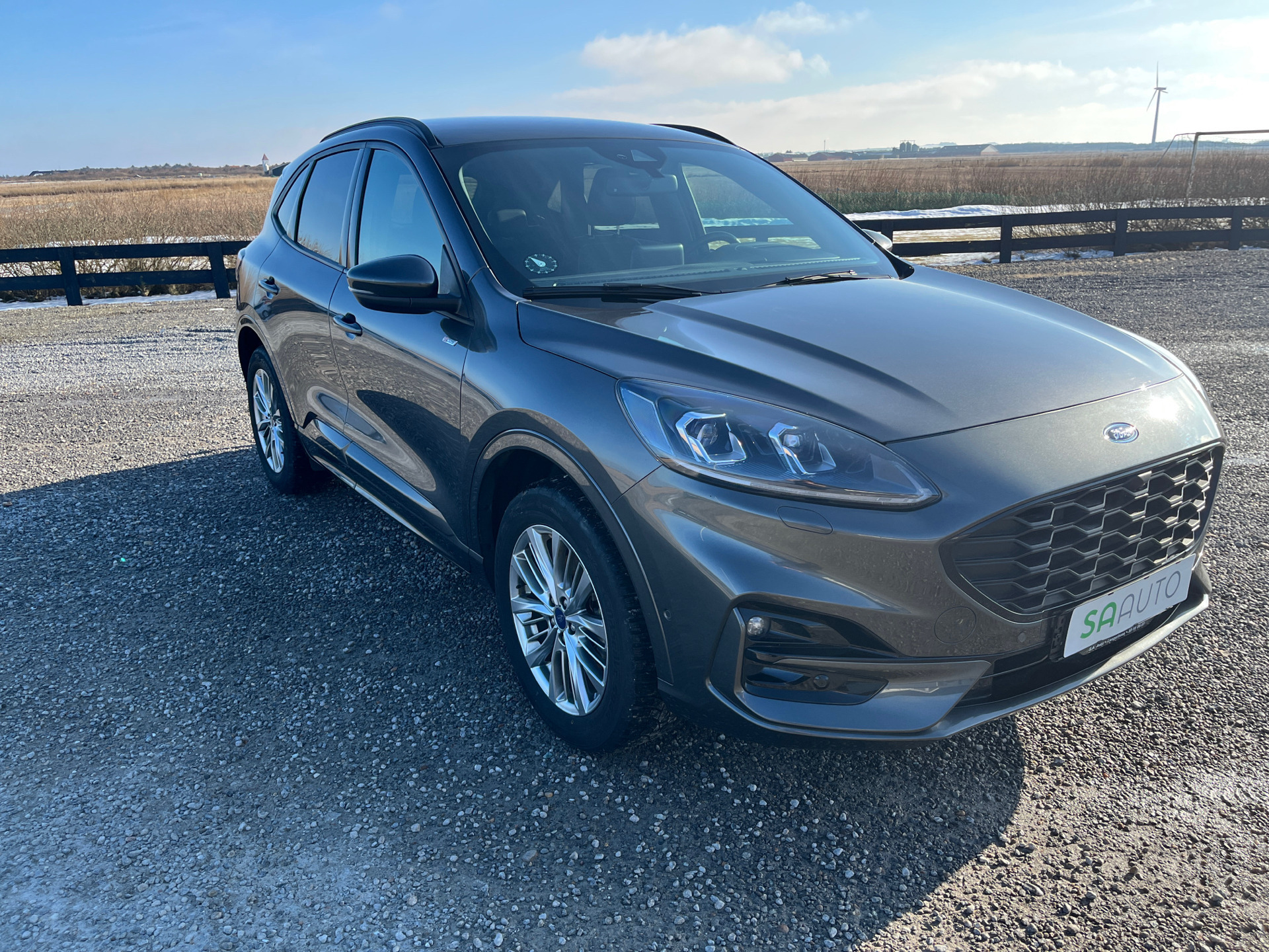 Sort Ford Kuga fra 2022