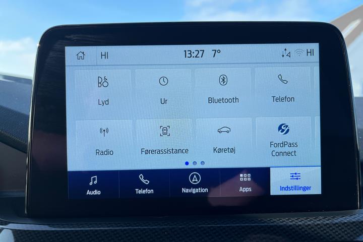 Sort Ford Kuga fra 2022