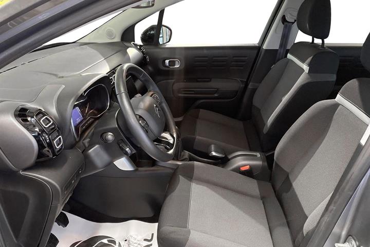 Grå Citroën C3 Aircross fra 2018