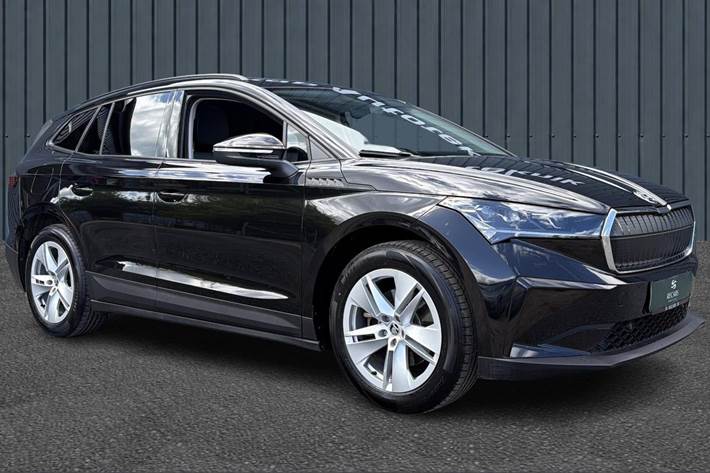 Sort Skoda Enyaq fra 2023