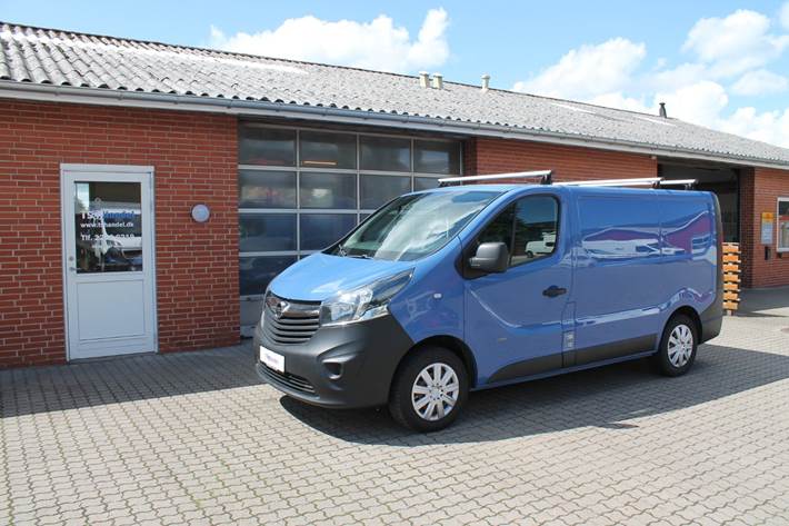 undefined Opel Vivaro fra 2016