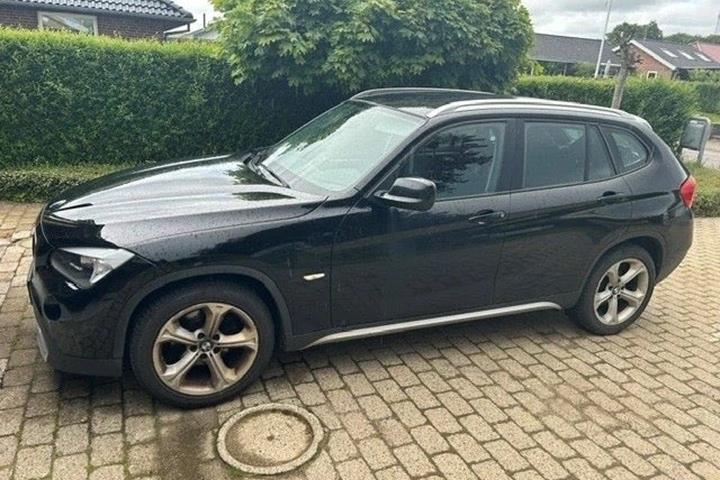 Sort BMW X1 fra 2010