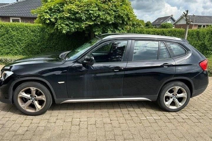 Sort BMW X1 fra 2010