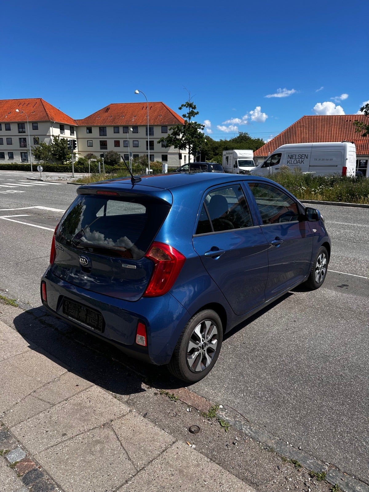 Blå Kia Picanto fra 2017