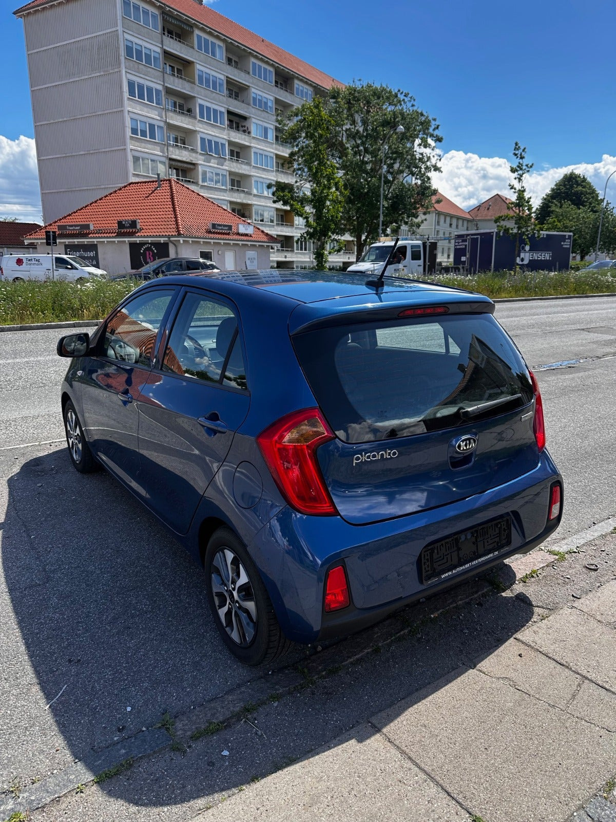 Blå Kia Picanto fra 2017