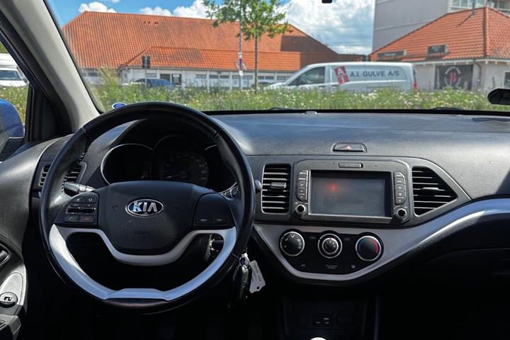 Blå Kia Picanto fra 2017