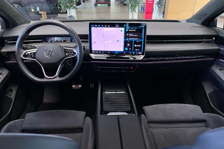 Sølv VW ID.7 fra 2025