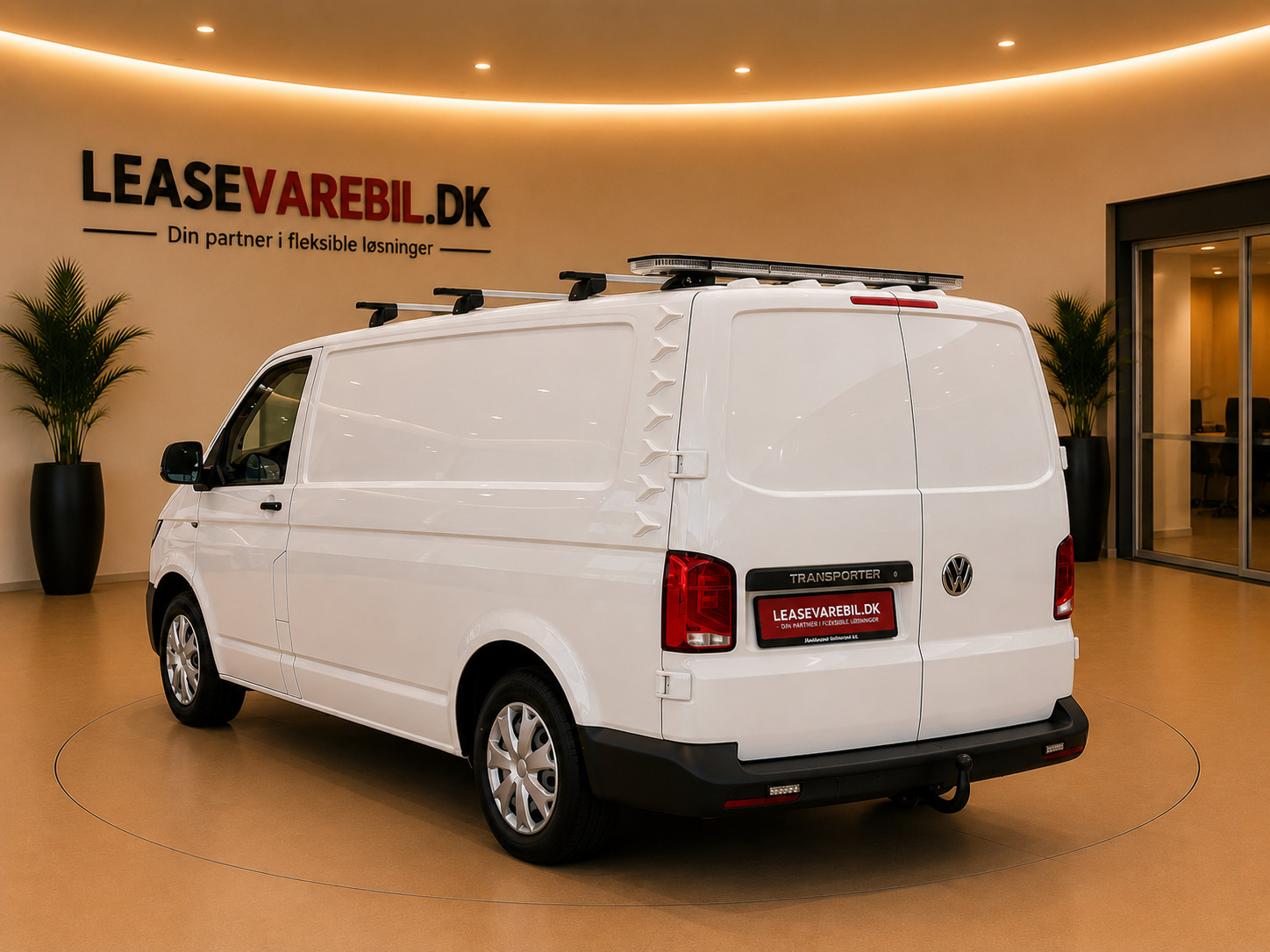 Hvid VW Transporter fra 2020