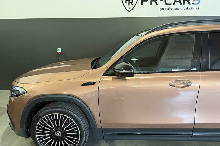 Brun Mercedes EQB350 fra 2022