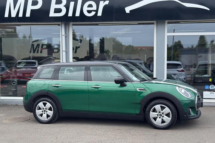 Grøn Mini Clubman Cooper fra 2020