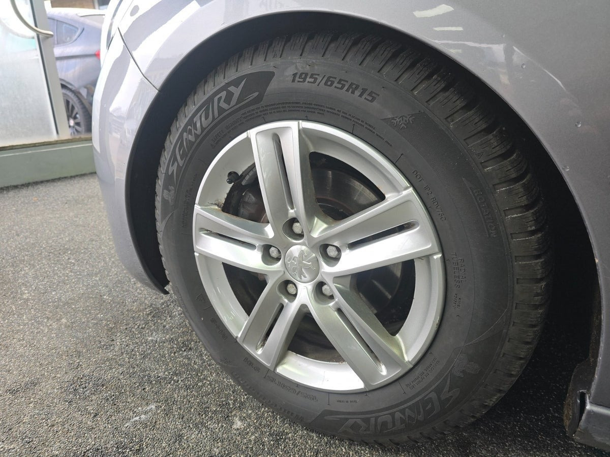 undefined Peugeot 308 fra 2014