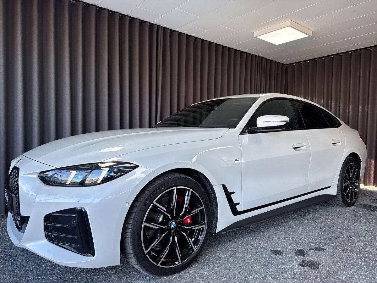 Hvid BMW i4 fra 2025