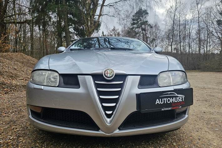 undefined Alfa Romeo GT fra 2005