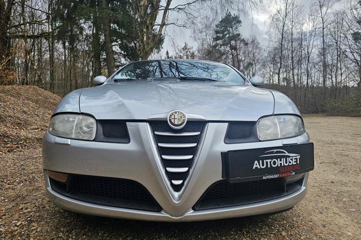 undefined Alfa Romeo GT fra 2005