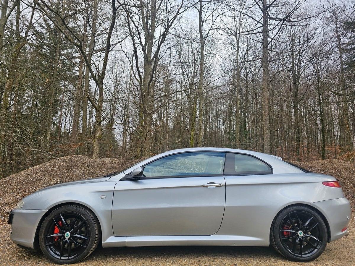 undefined Alfa Romeo GT fra 2005