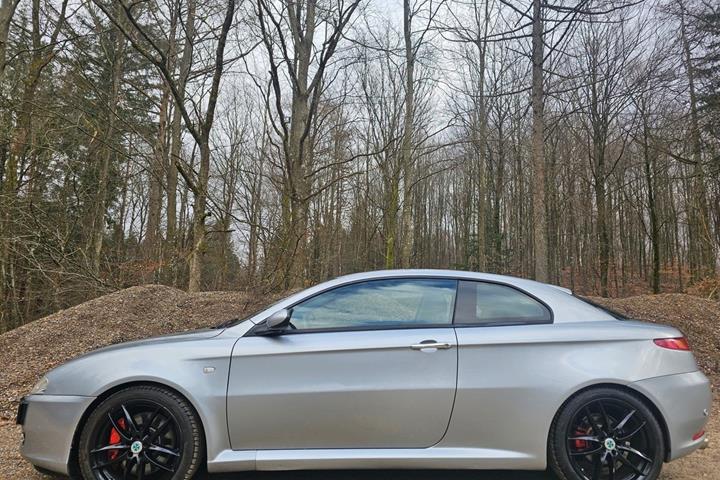 undefined Alfa Romeo GT fra 2005