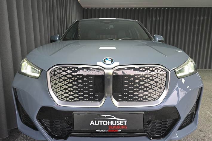 undefined BMW iX1 fra 2024