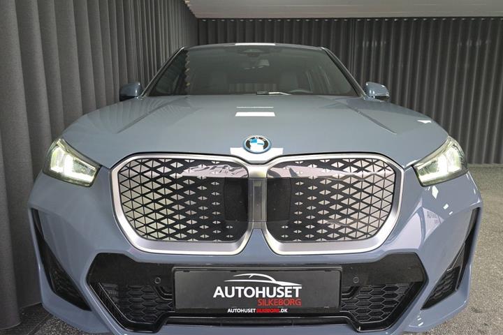 undefined BMW iX1 fra 2024