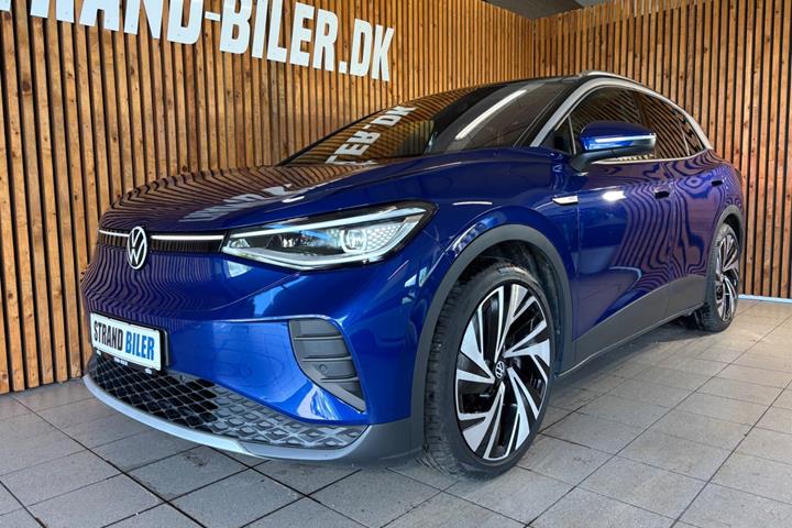 Blå VW ID.4 fra 2024 set udefra