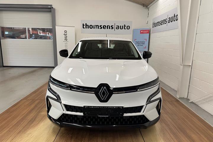 Hvid Renault Megane E-Tech fra 2024